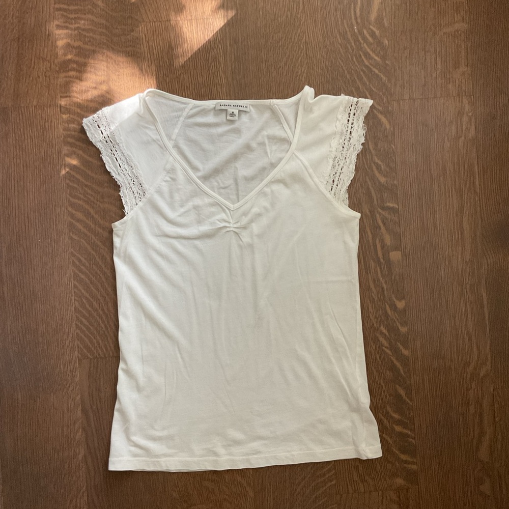 White Lace Sleeve Women's Top, Banana Republic size medium